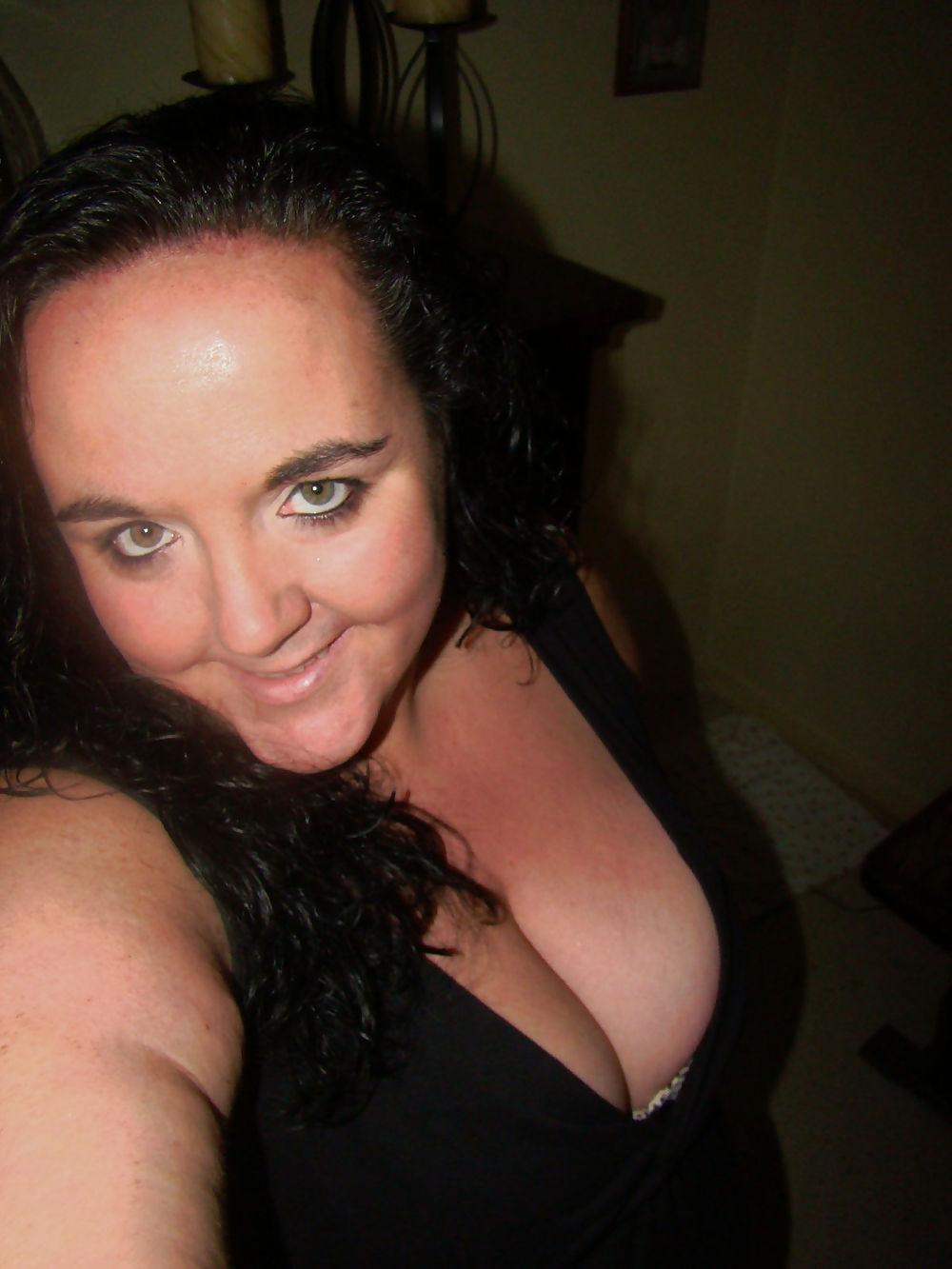 19P Mature american bitch 