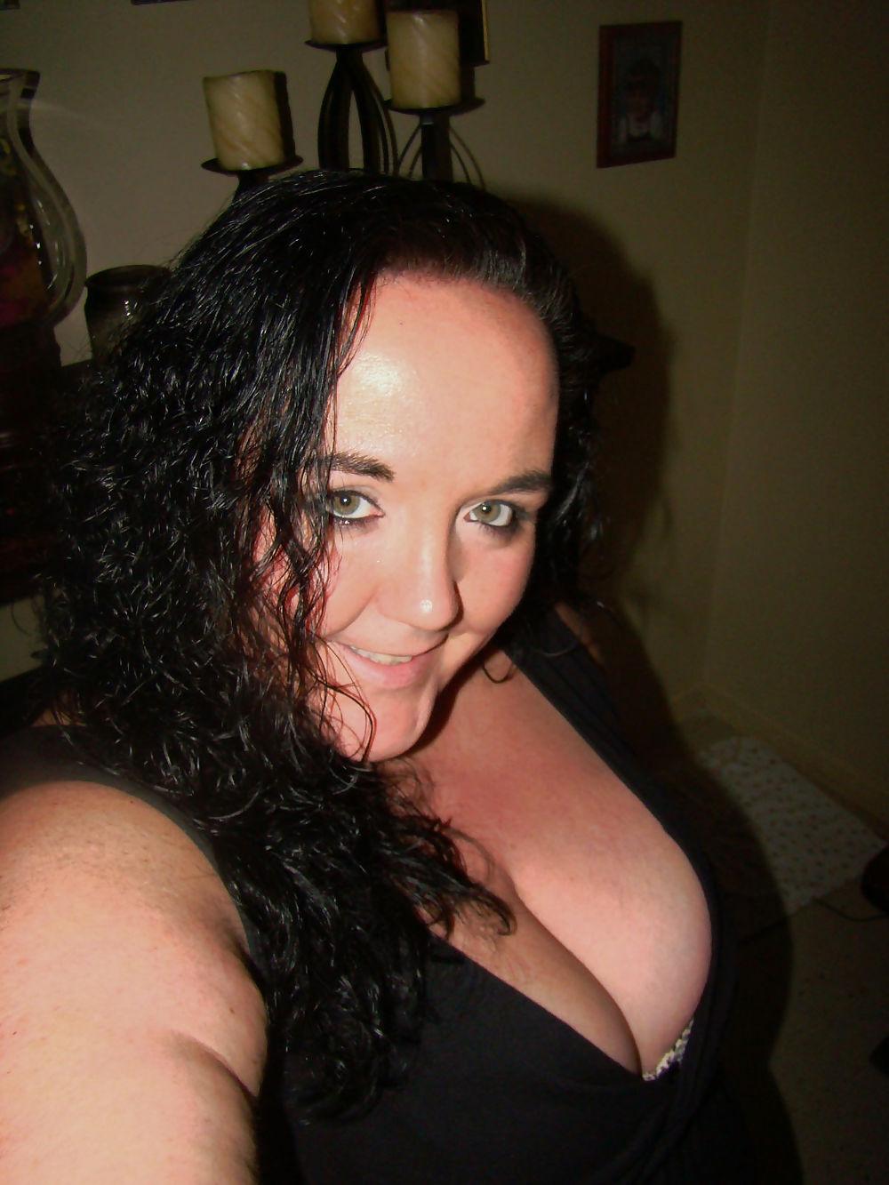19P Mature american bitch 
