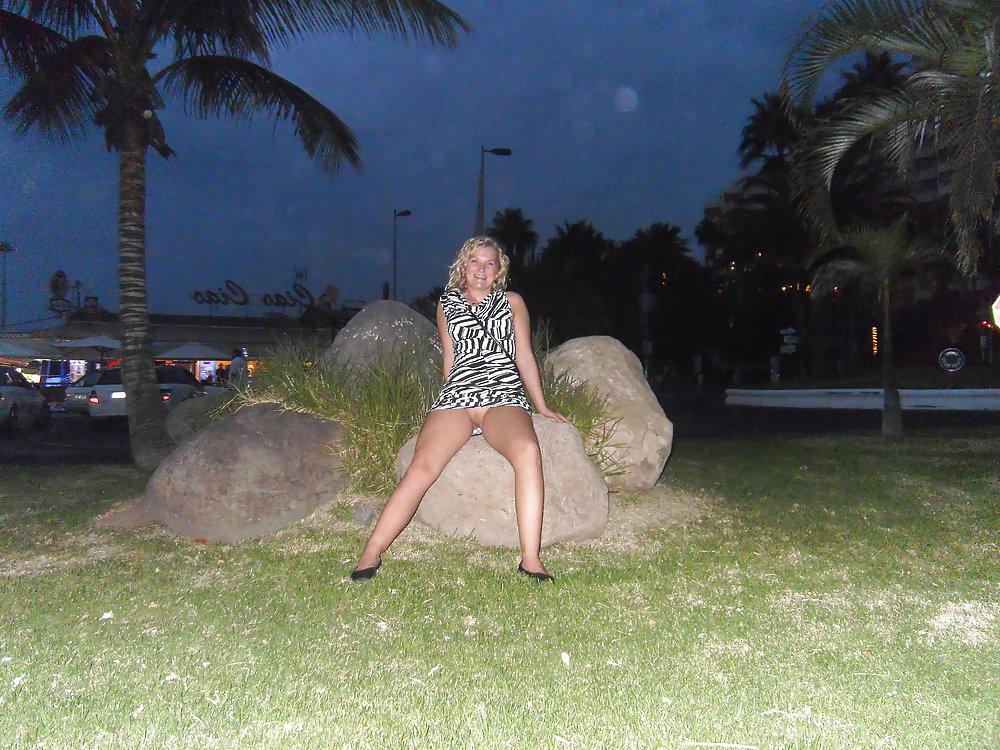 9P My girlfriend best public nude pictures