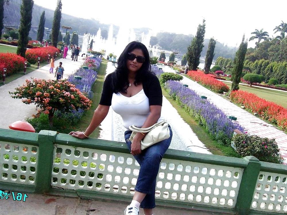 25P Indian divorced wife (HOTTY)