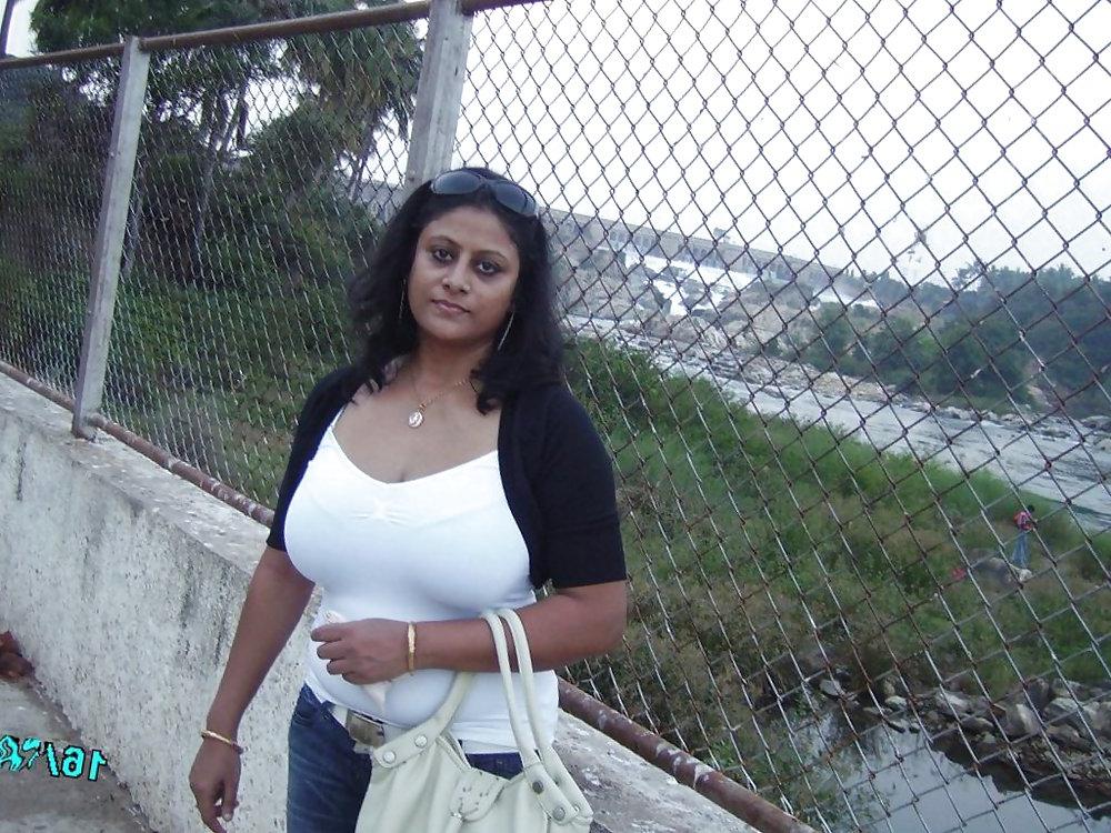 25P Indian divorced wife (HOTTY)