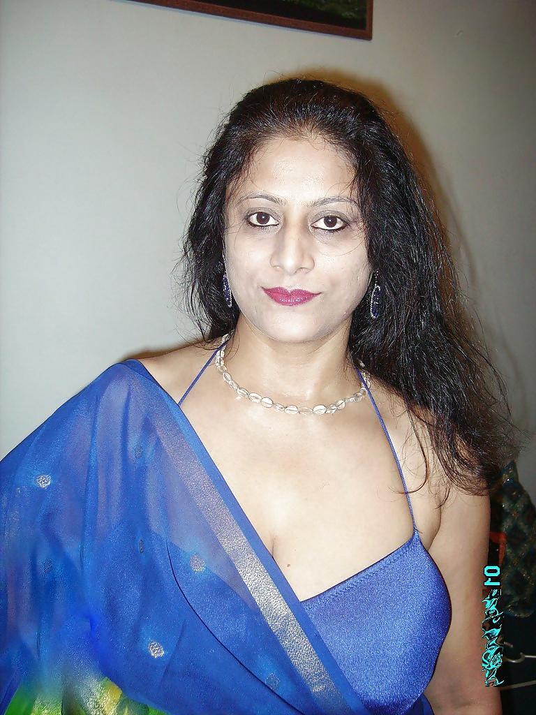 25P Indian divorced wife (HOTTY)
