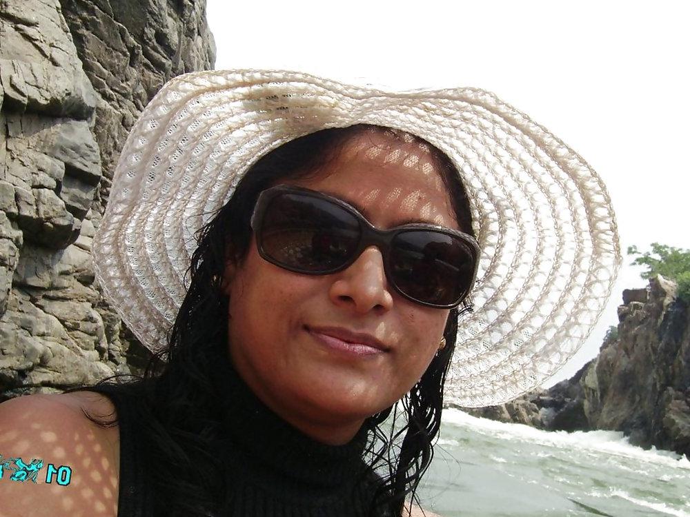 25P Indian divorced wife (HOTTY)