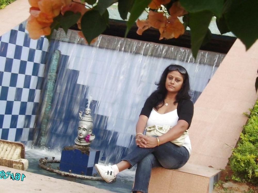 25P Indian divorced wife (HOTTY)