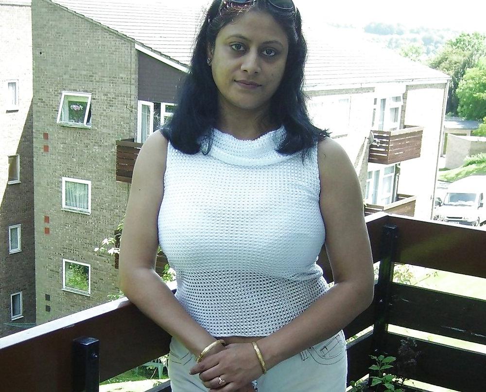 25P Indian divorced wife (HOTTY)