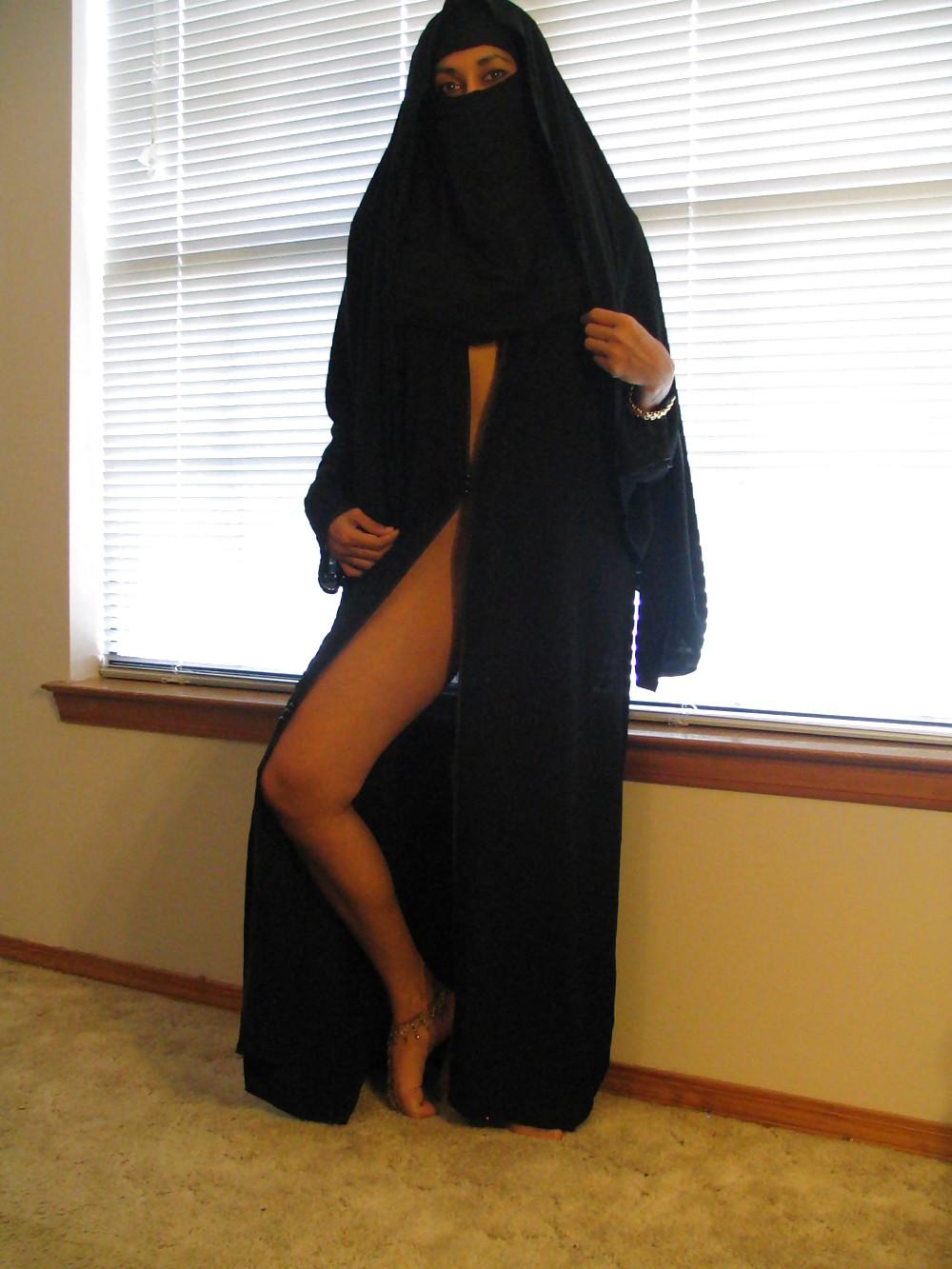 25P Burqa beurette
