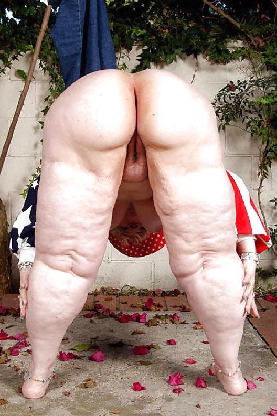 20P Best Asses & Butts in town (Comment)