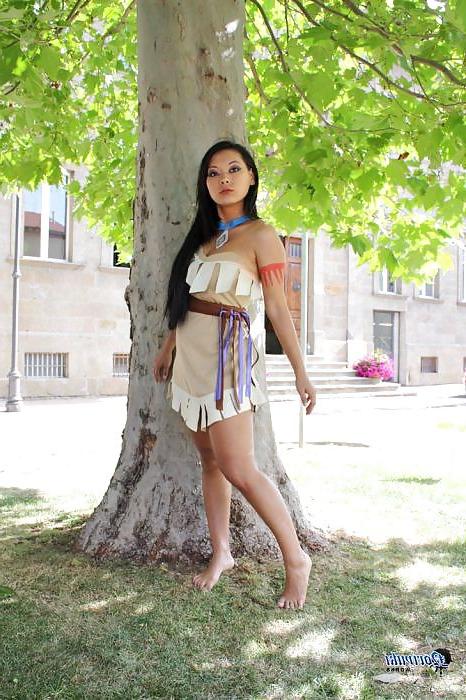 14P Sexy native american girls!