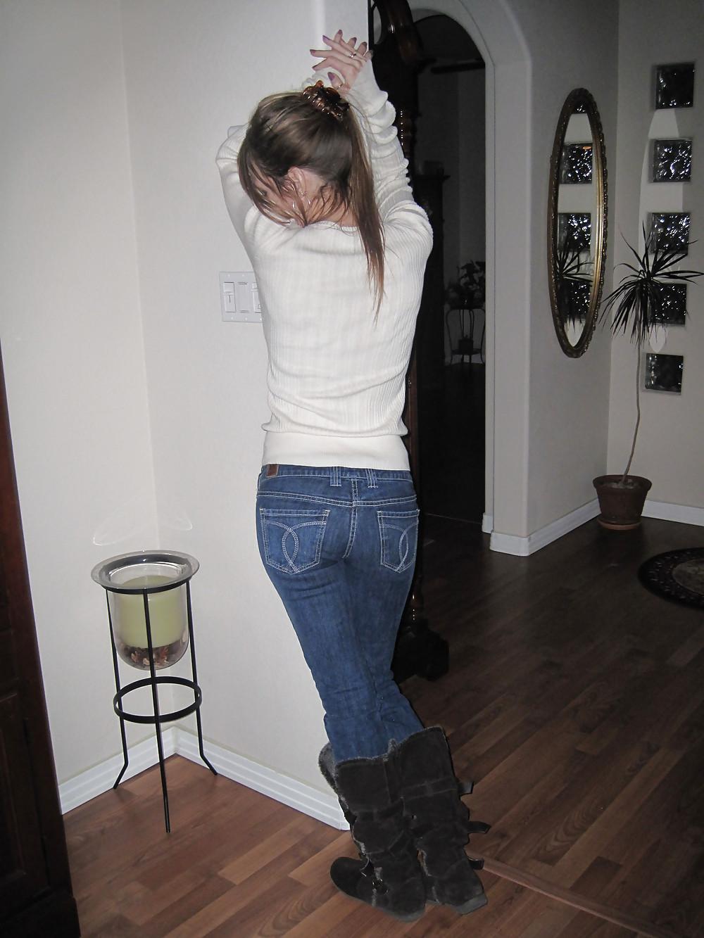 14P Puss in Boots - Hot MILF Jade