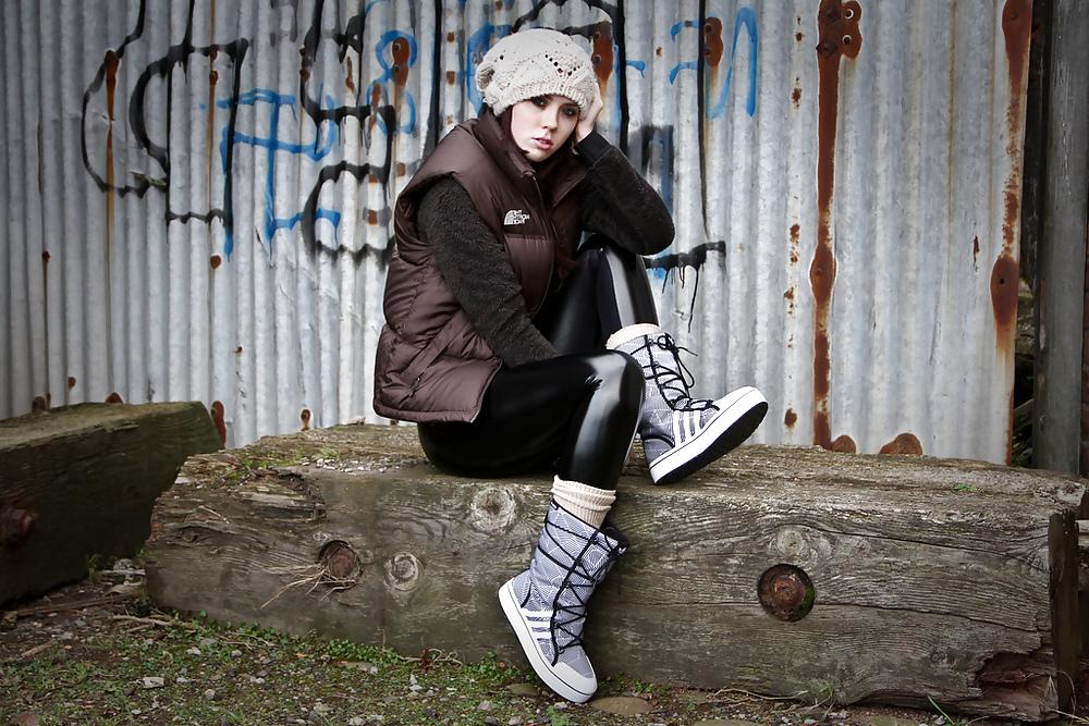 25P Some lycra and spandex girl