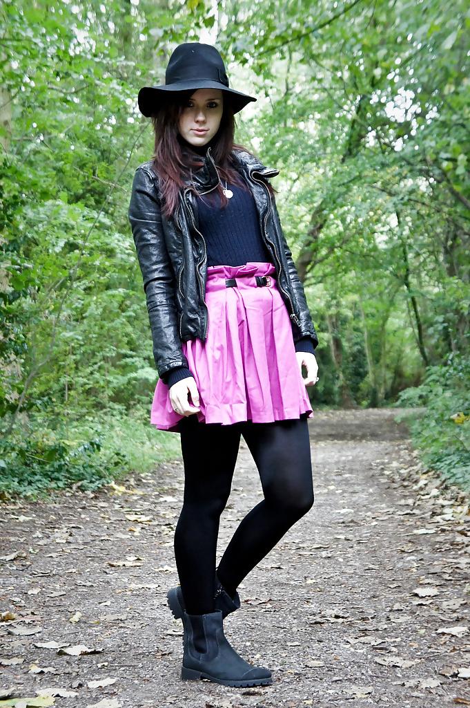 25P Some lycra and spandex girl