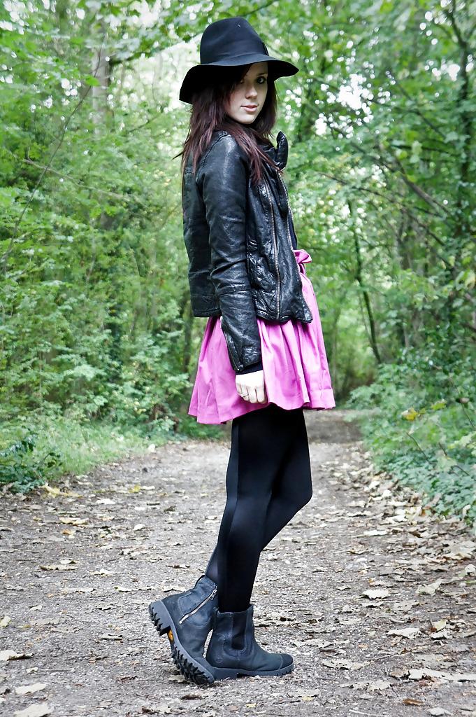 25P Some lycra and spandex girl