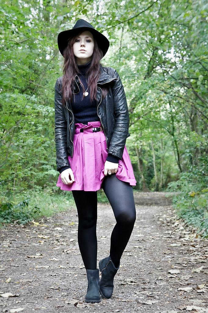 25P Some lycra and spandex girl