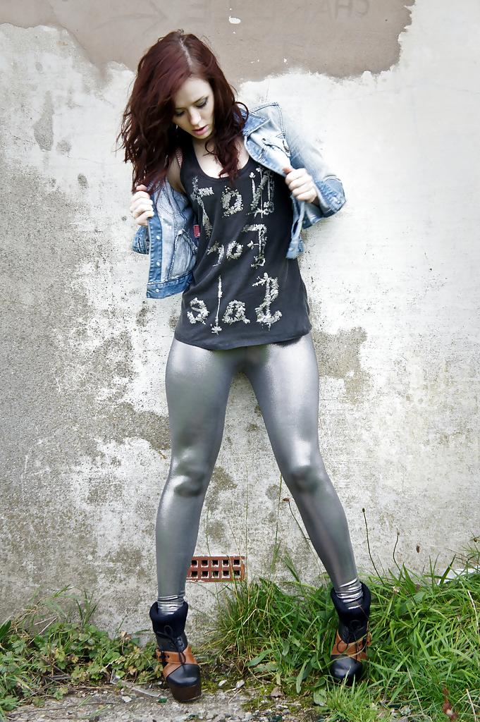 25P Some lycra and spandex girl