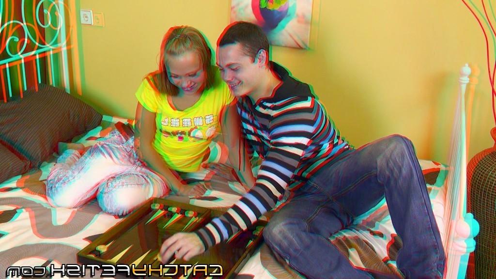 18P Hunk getting his dick sucked by sexy blonde chick in 3D hardcore