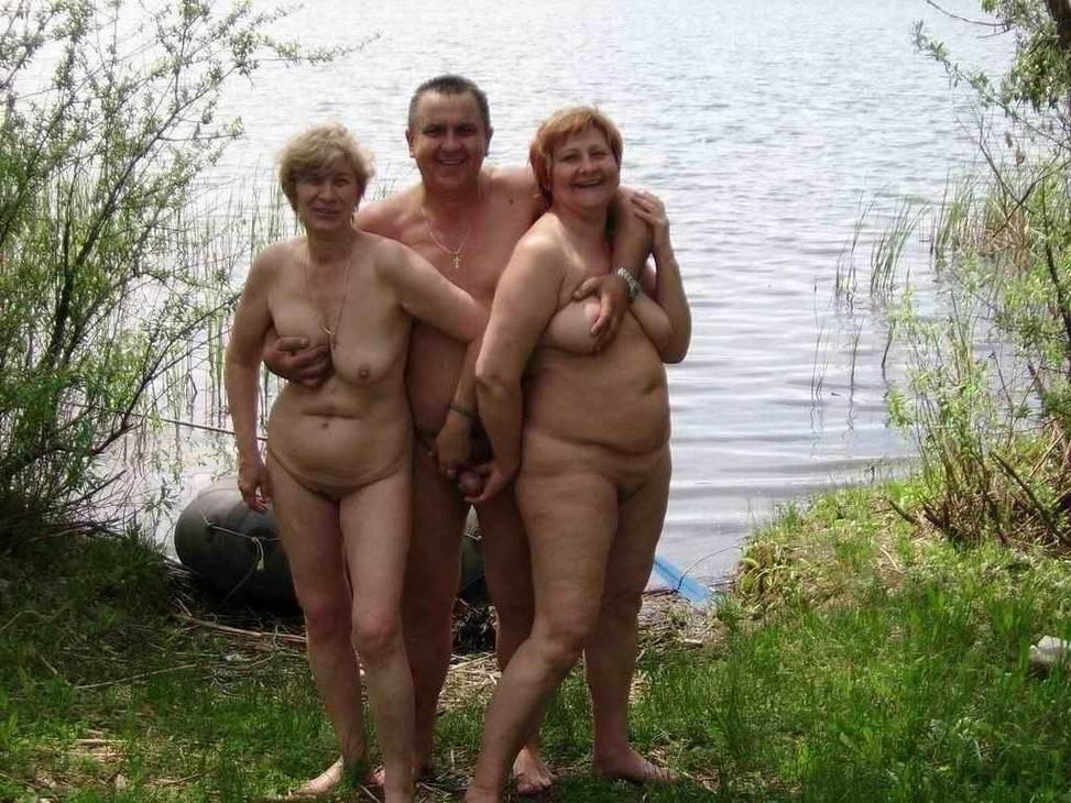 16P Crazy nextdoor wives loves black cocks