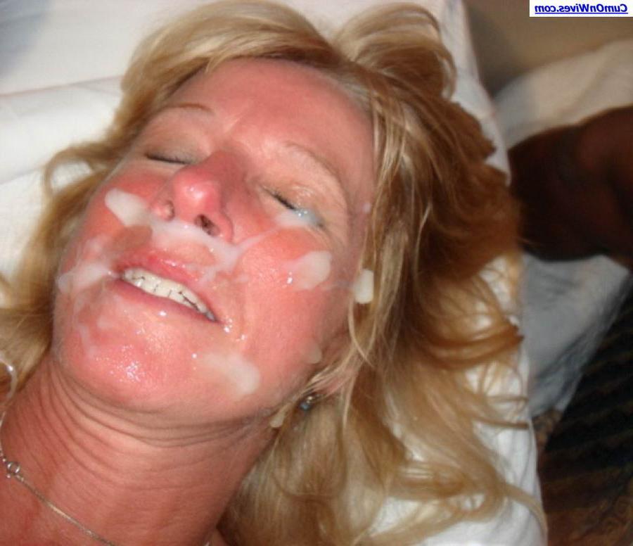16P Amateur-Ehefrau gibt zu Hause Blowjobs und Cumshots