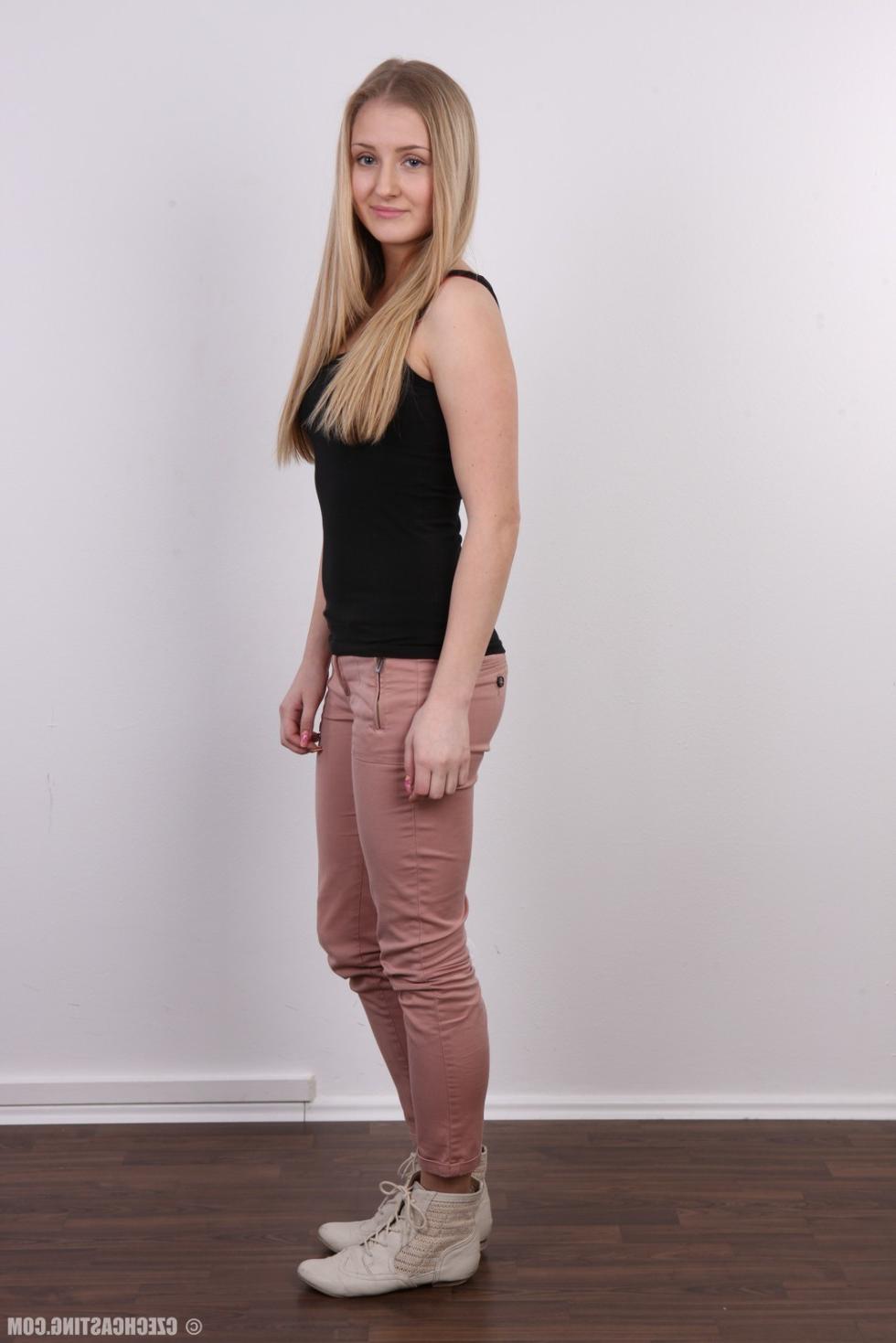 15P Beautiful student poses naked