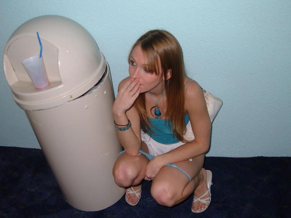 15P Drunk party girls caught peeing on the toilet