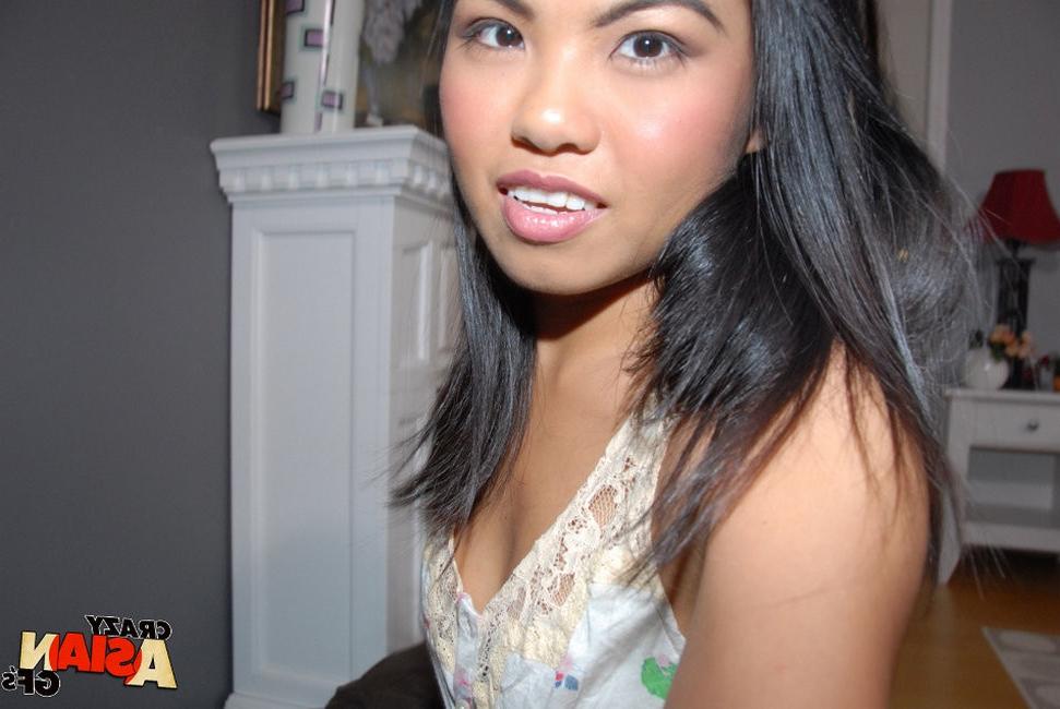 15P Crazy asian gf exposing her great ass