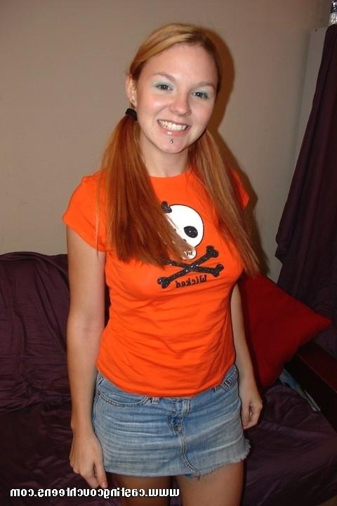 16P Hot bodied pierced redheaded slut gets her pussy drilled on the casting couch