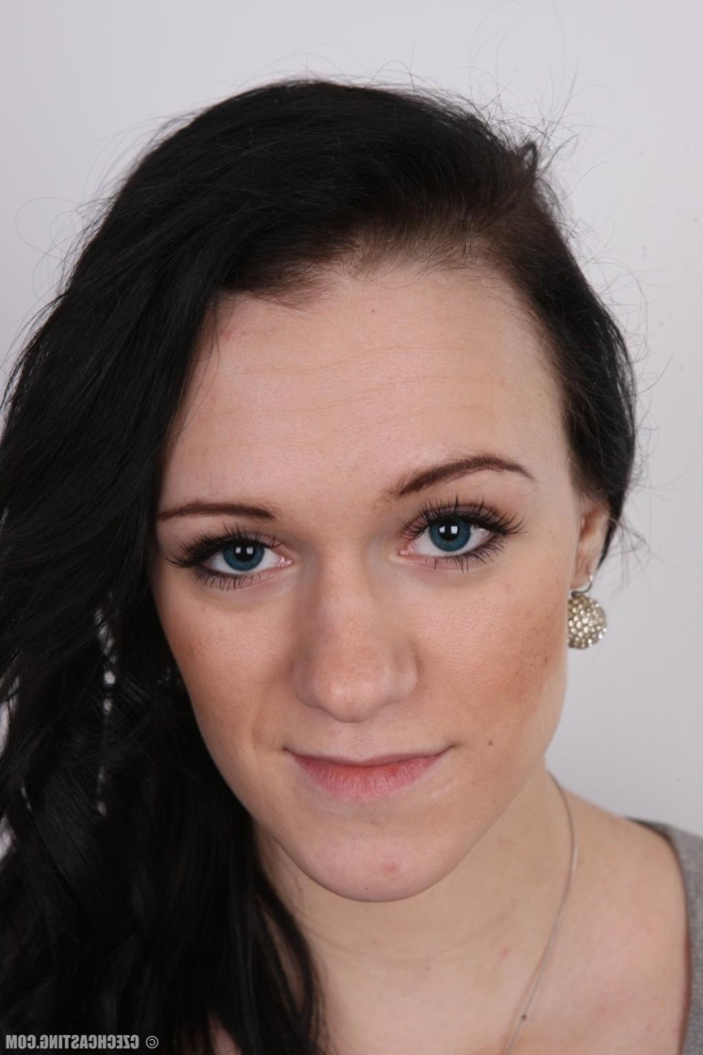 17P Pretty amateur brunette teen