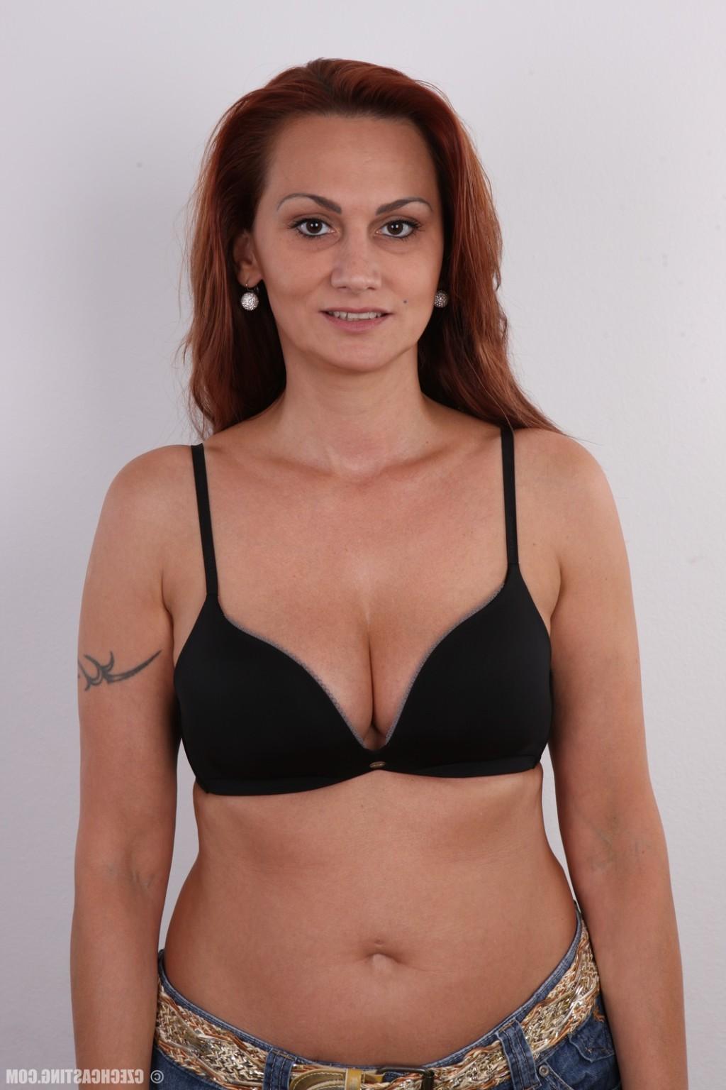 17P Hot mature redhead poses
