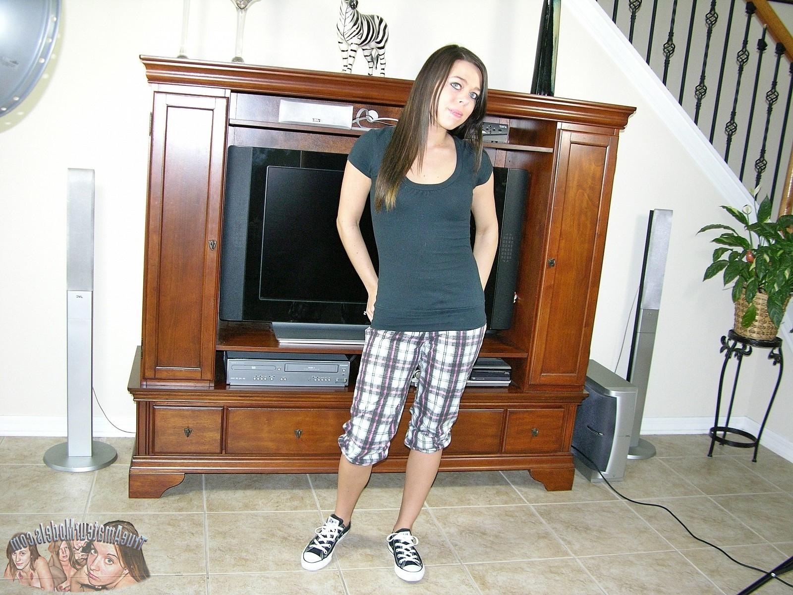 17P Petite Teen Models Nude - TrueAmateurModels.com