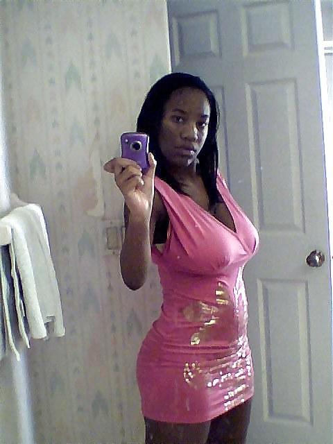 15P Ebony teen gfs posing for cell phone pics