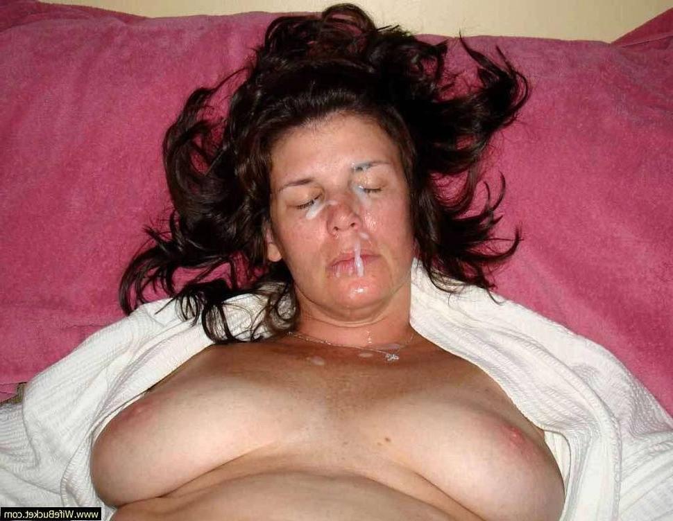 15P Amateur wife anal sex pictures from social net