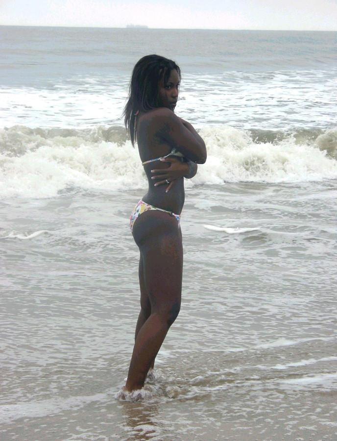 15P These ebony teen girlfriends posing and naked
