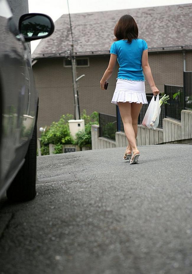 15P Big tit curvy japanese girls get naked