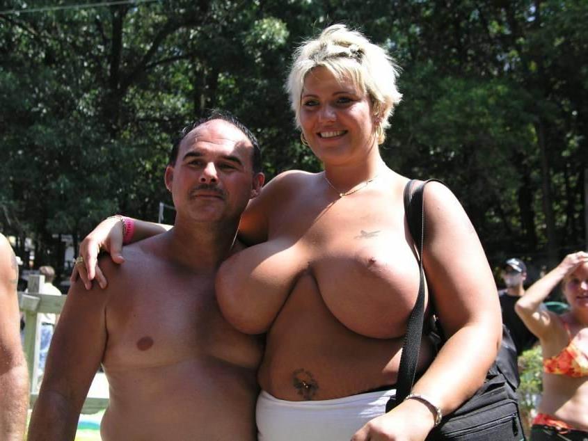 13P amateur grannies showing off their big boobs