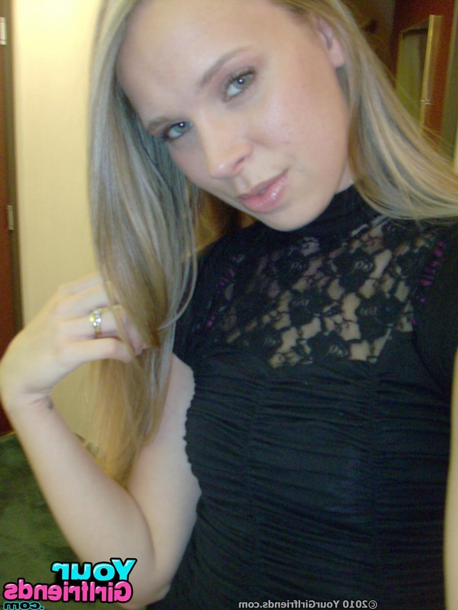 11P Teenage blonde hot girlfriend take some home selfpics and sells em for crack mon
