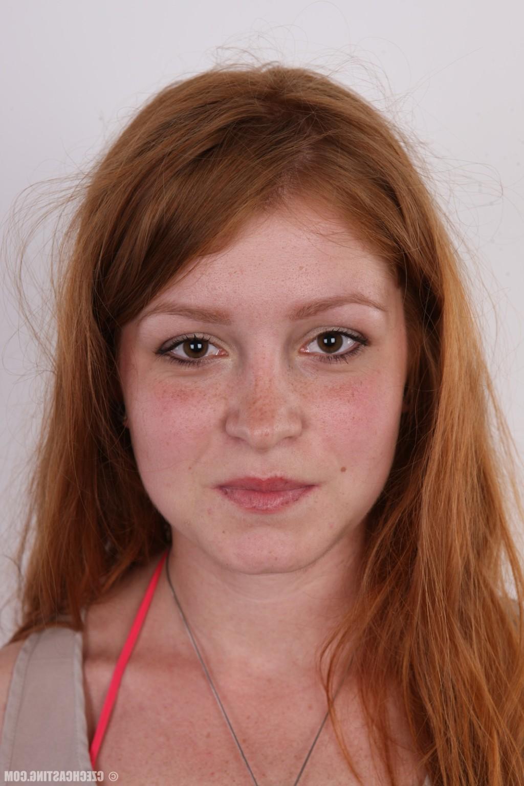 17P Cute amateur redhead poses nude