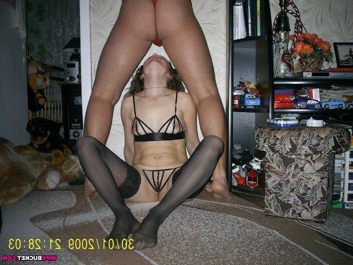 18P MILF sex pics