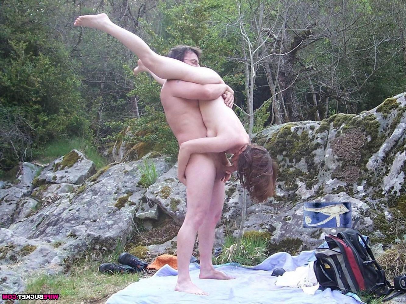 18P MILF sex pics