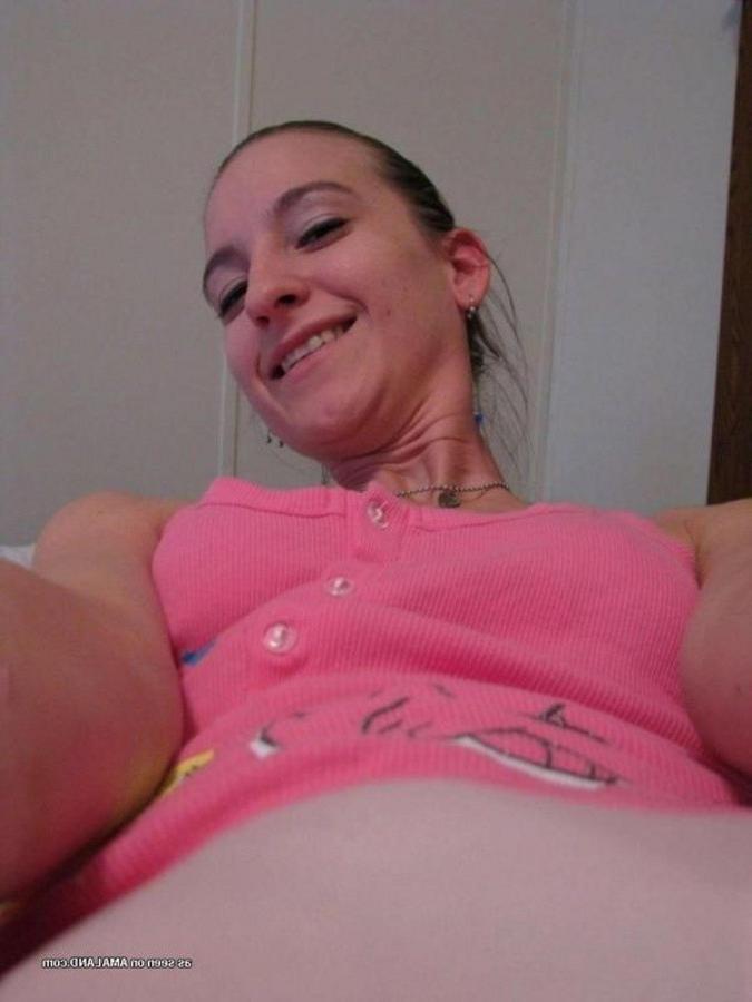 12P GF with perky tits selfshoots while rubbing her pussy