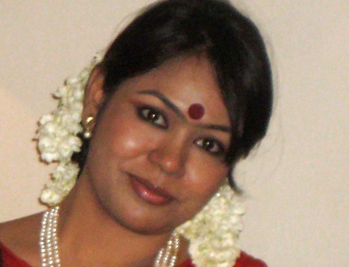23P Hot Indian Lady