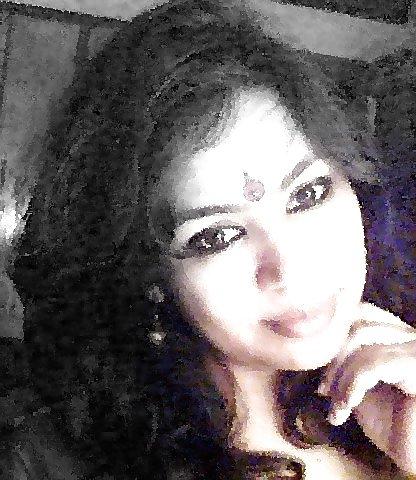 23P Hot Indian Lady