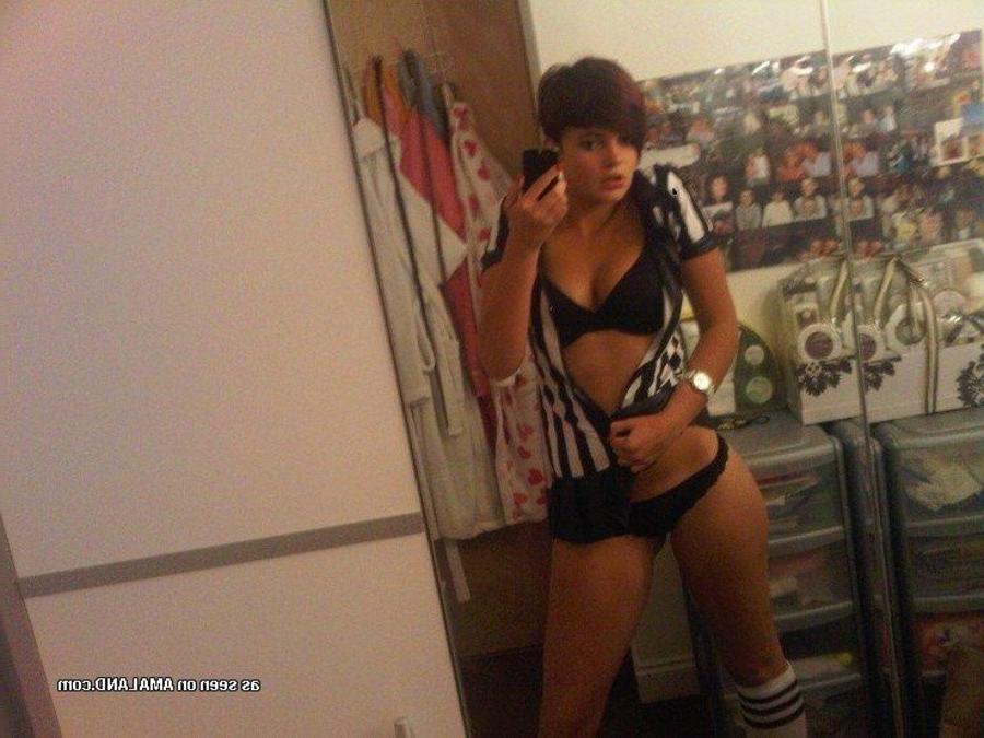 12P Amateur babes showing off their nice perky tits