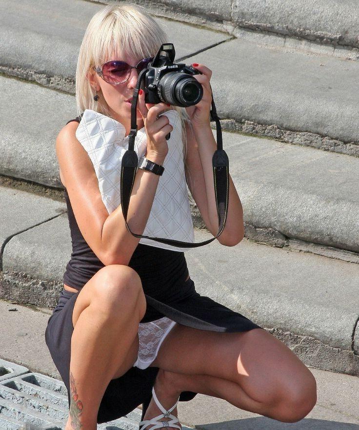 20P Public caught upskirt amateur candid photos