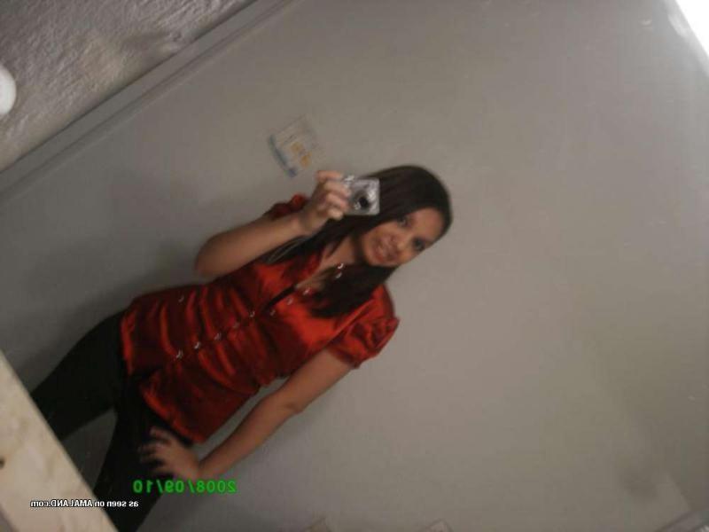 12P Horny wild amateur Spanish teen shows her round tits