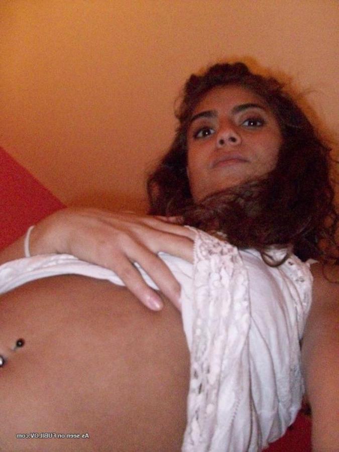 9P Sexy naughty chica teasing with her nice perky breasts