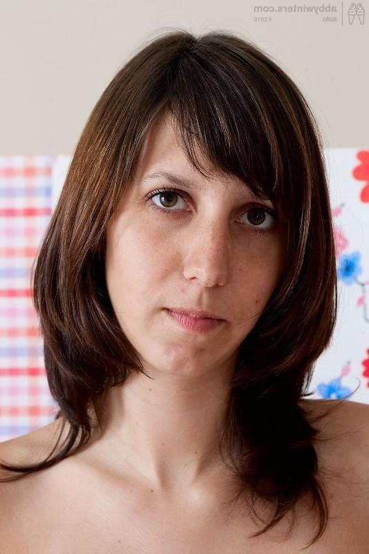 16P Amateur girl shows off her delicious pussy closeup