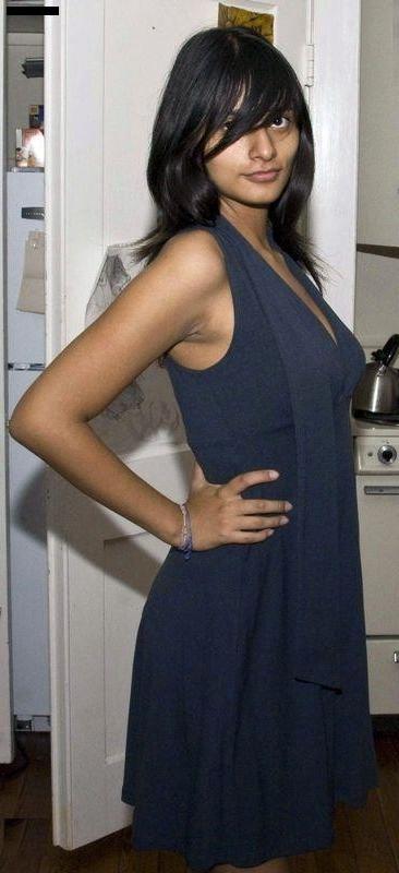 10P Indian gf masturbating and fucking