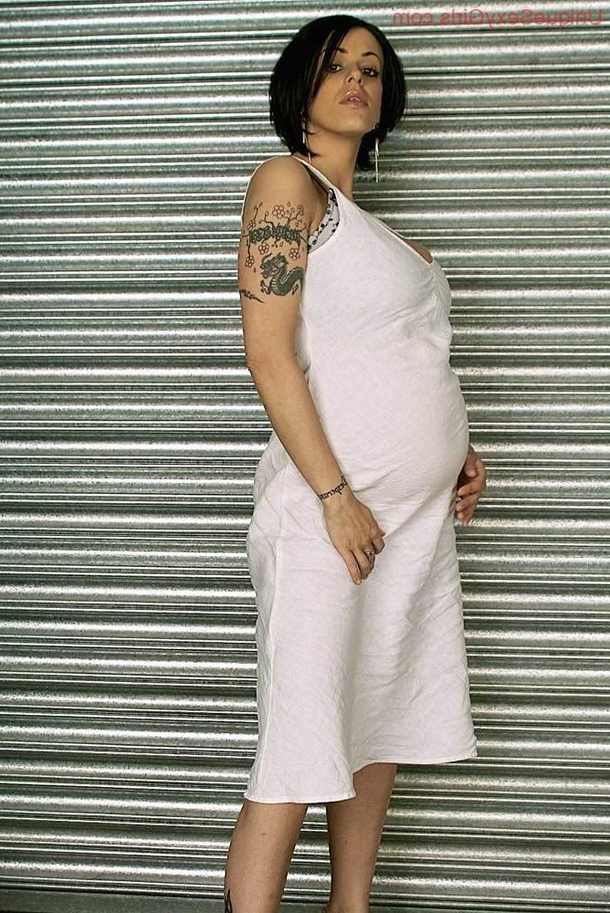 15P sexiest preggo with huge tits and huge nips