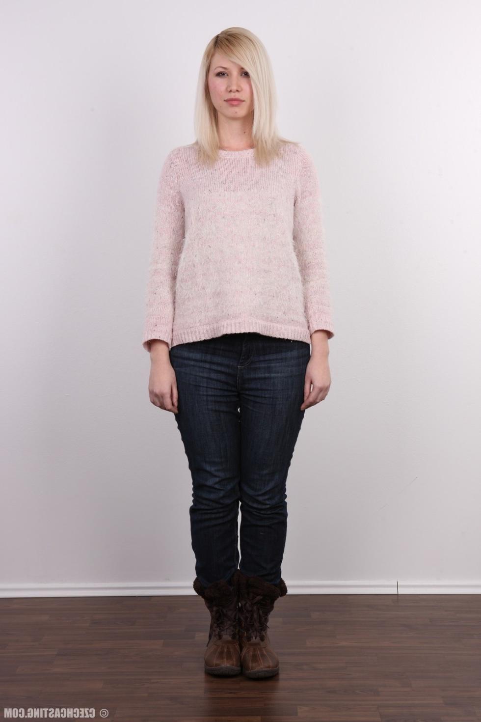15P Amateur teen casting photos