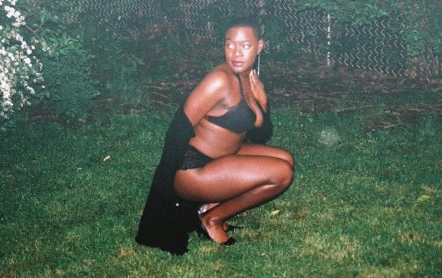 15P These ebony teen girlfriends posing and naked