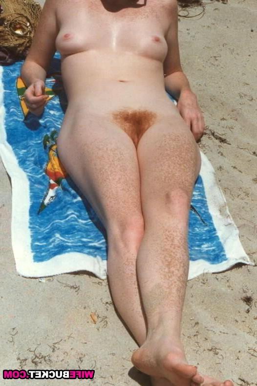 19P Big titted amateur wifes